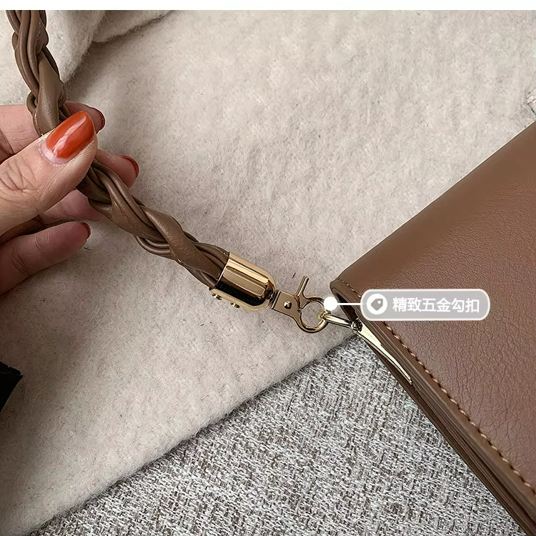 Women's Braided PU Leather Handbags With Stylish Zip Closure for Fashionable Look