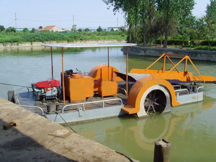 75kw Power Aquatic Weed Harvester Collect Water Plants On Water