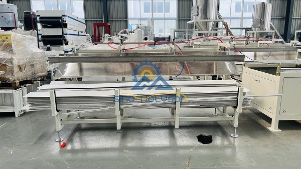 2 Feet By 2 Feet PVC Ceiling Tiles Extruder Machines 150-250kg/h