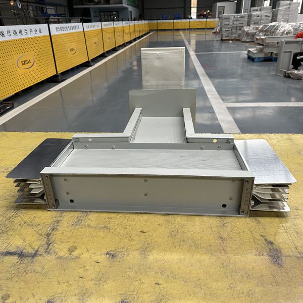 Low Voltage Enclosed Busduct Electrical Copper Aluminium Elbow Vertical Busbar Feeder Bus Way