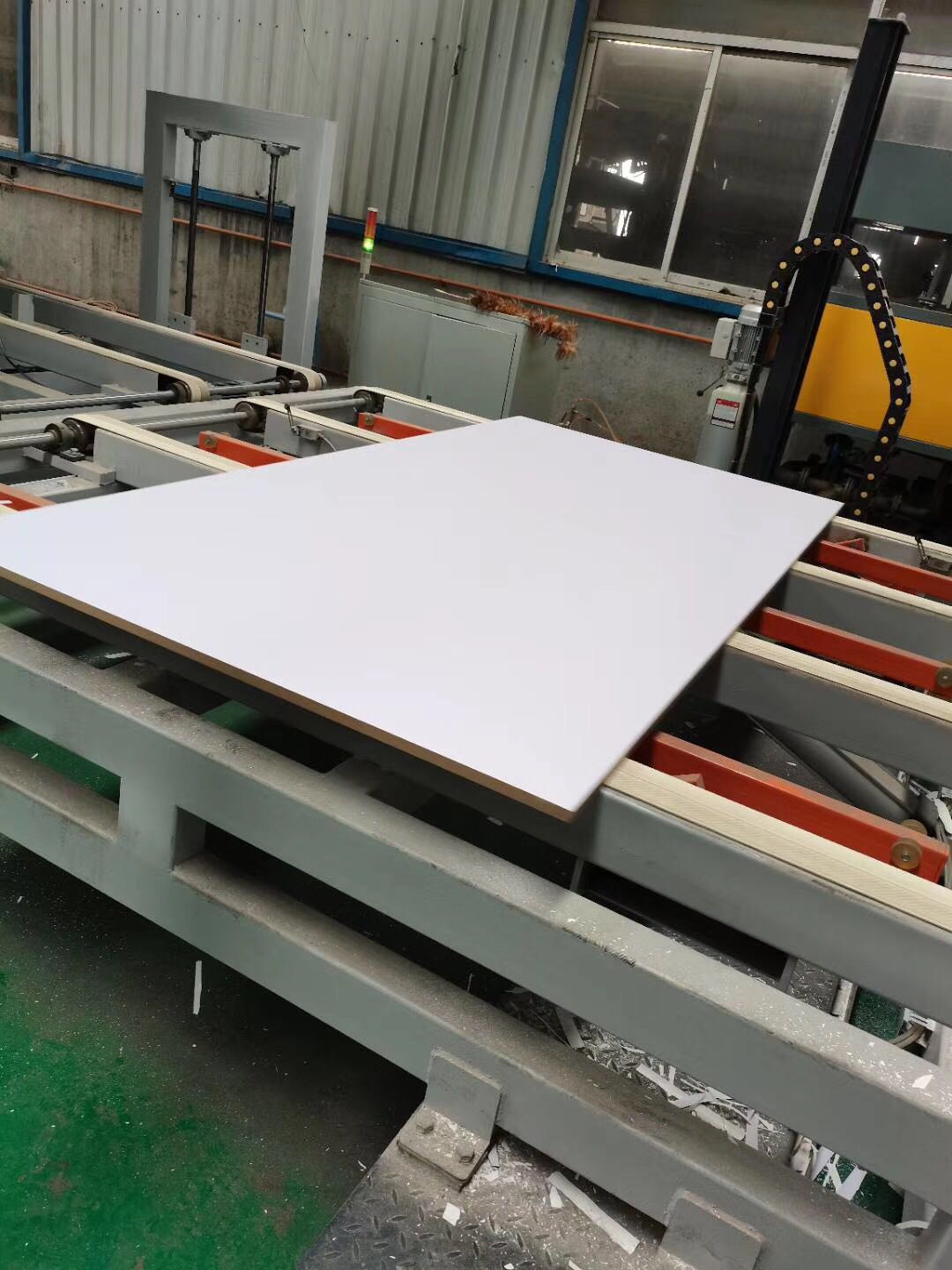 Both Side E0 Glue Melamine Faced 12mm Laminate Faced MDF