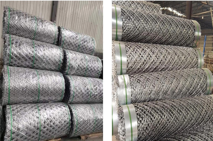 Diamond Opening Razor Barbed Wire Mesh Fence For Factory Or Prison