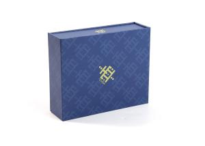 Wholesale Offset CMYK Candle Packaging Box Rigid Cardboard With Magnetic Closure from china suppliers