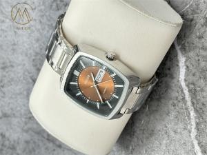 Wholesale Business Quartz Design Wrist Classic Waterproof Watch for Men and Women from china suppliers
