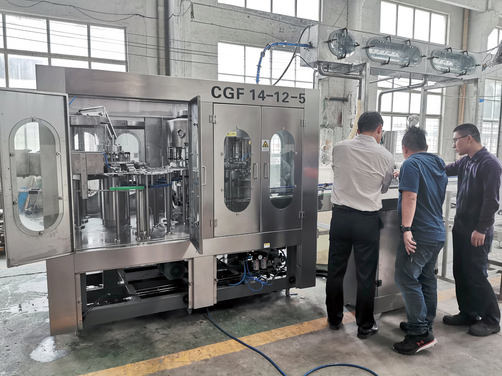 Small Capacity Durable Filling Machines And Equipment For Plastic Bottle
