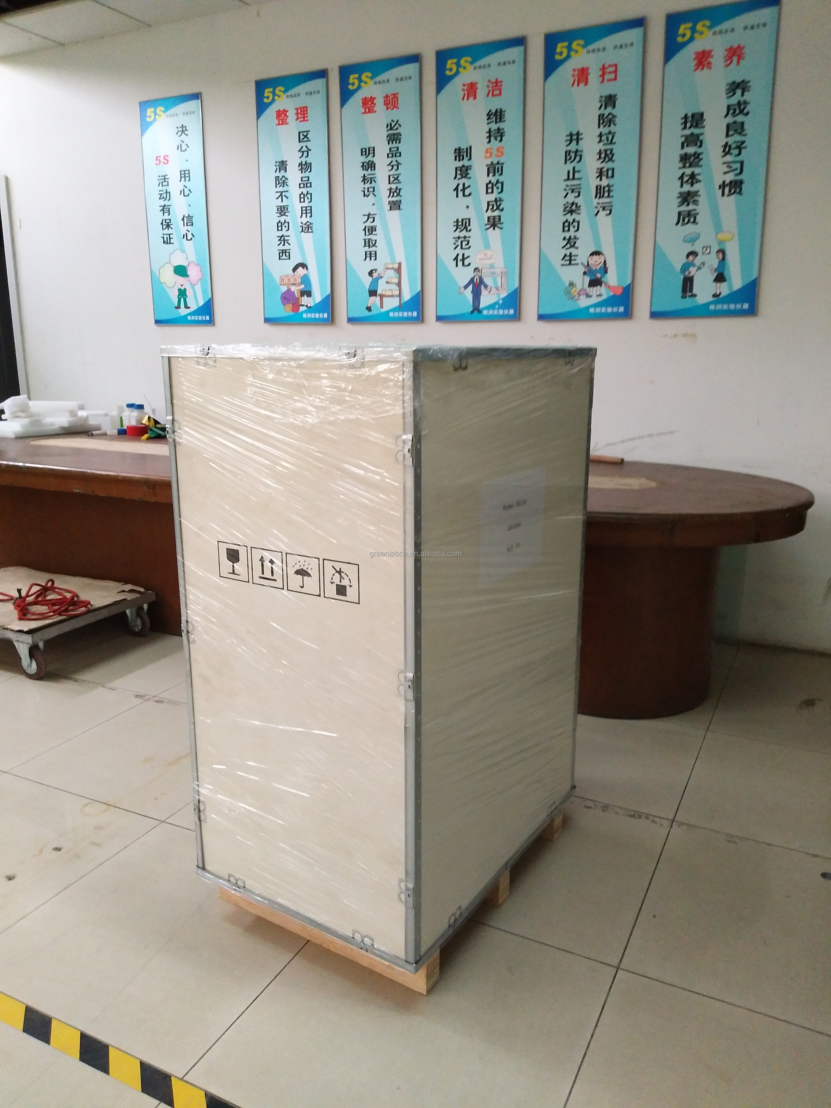 Fuel Cell Energy Hydrogen Machine 0--3L/min with 0.45Mpa Delivery Pressure in White