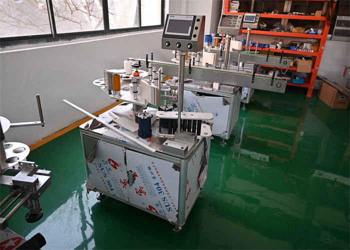 Pharmaceutical Labeling Machine Fully Auto Labeling on vials, ampoules with PLC control