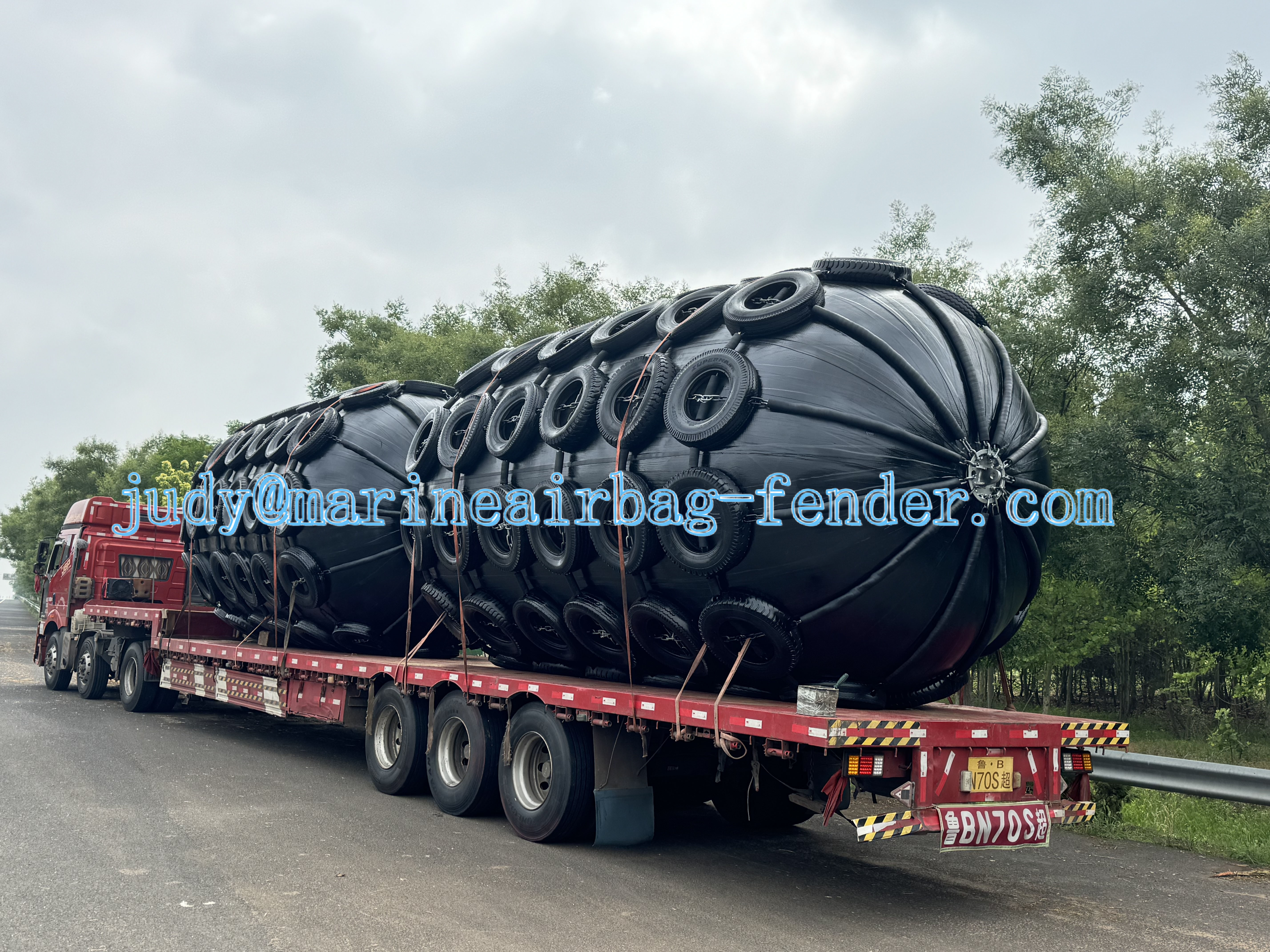 Long Lasting Hydro Yokohama Pneumatic Fender With BV Certificated