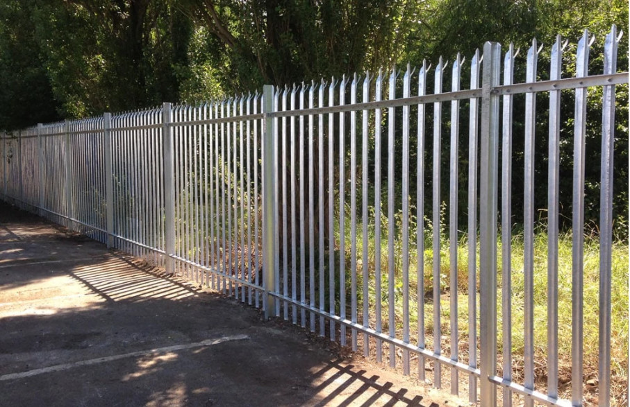 Garden Steel Palisade Fencing Hot Dipped Galvanized With Post