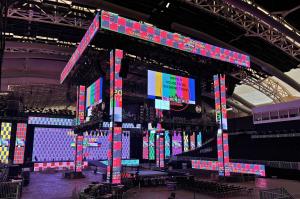 Wholesale Die-Cast Aluminum Screens Outdoor Advertising And Commercial Centers With Large Screens RGB LED Display P8 from china suppliers