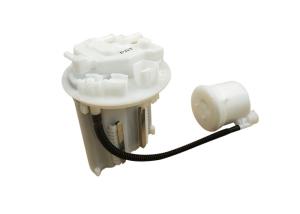 Wholesale 77024-12081 77024-12080 Car Fuel Filter For Corolla Axio Fielder from china suppliers