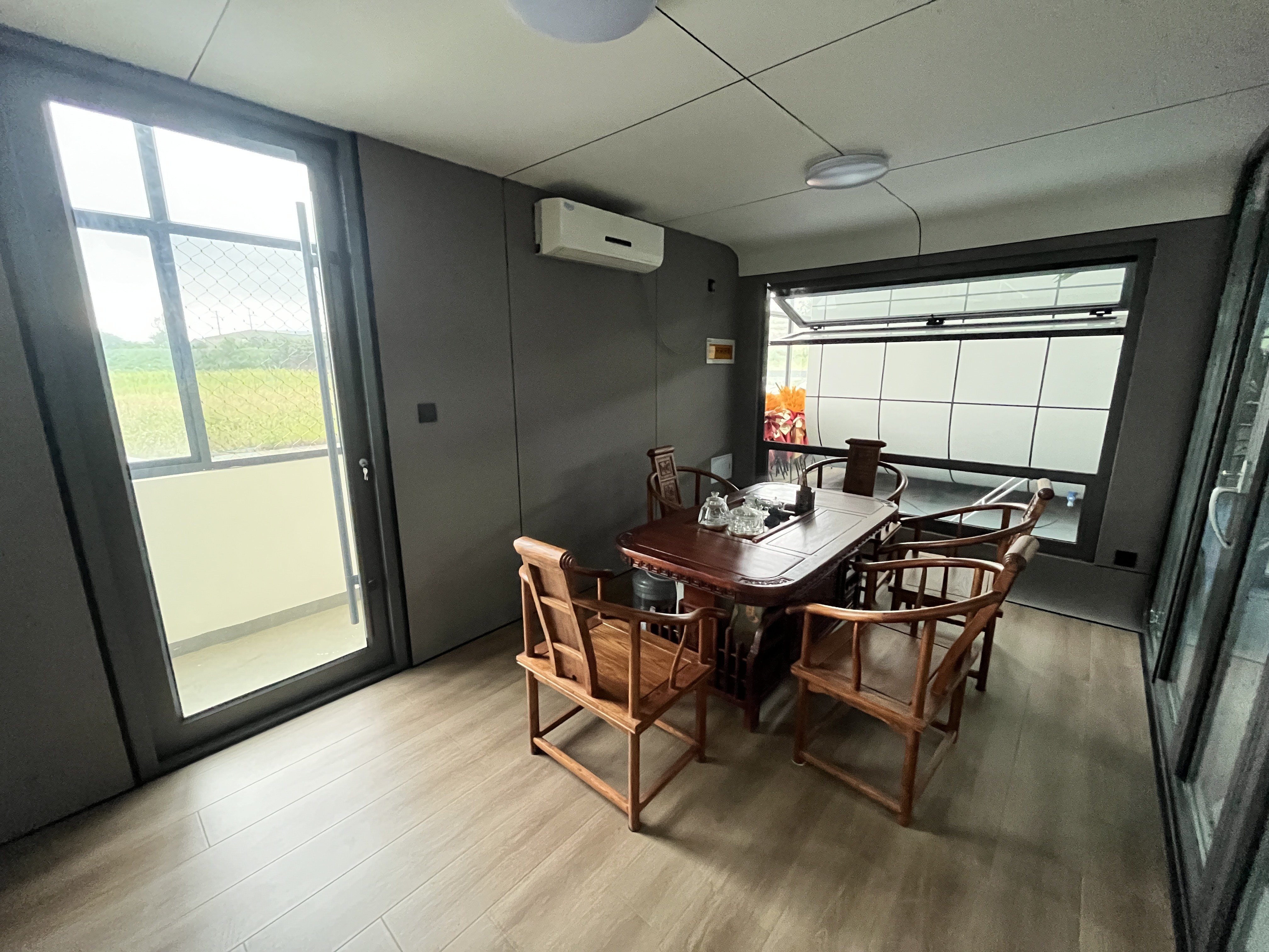 4 people Full King K9 Space Capsule House With Kitchen 39 Sqm