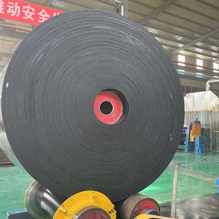 1-6mm Thickness ST630 Steel Cord Conveyor Belts Resistant to Acid Alkali and Oil for Industrial Applications