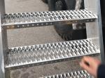 Diamond Grip Stair Tread Safety Grating For Catwalk , Metal Tread Plate Floor
