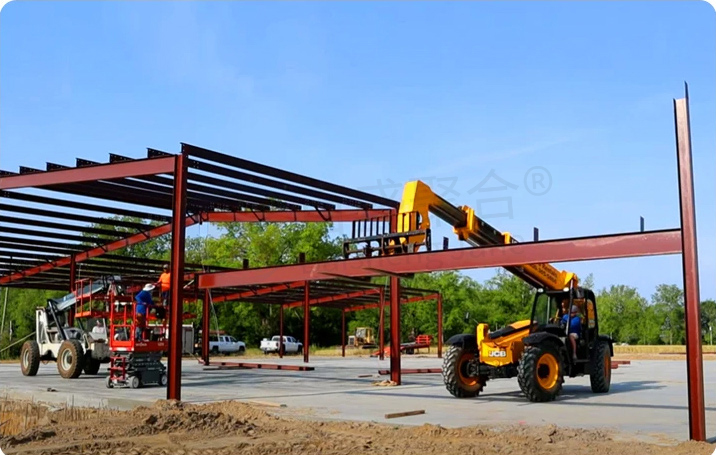 Light Steel Structure Warehouse with Self Storage Roof Trusses and Prefabricated Frame