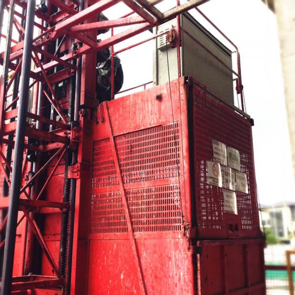 2000 kg Single / Double Cage Construction Material Material Lift Elevator SC200 / 200
