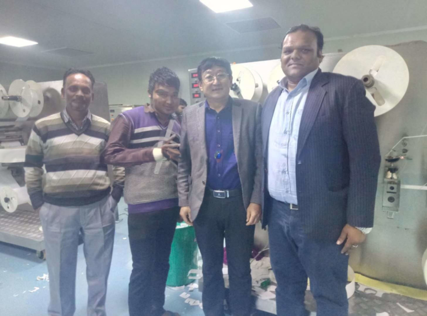 1100KG PLC Controlled KR-LZT-A IV Cannula Fixator For IV Dressing 60x70mm