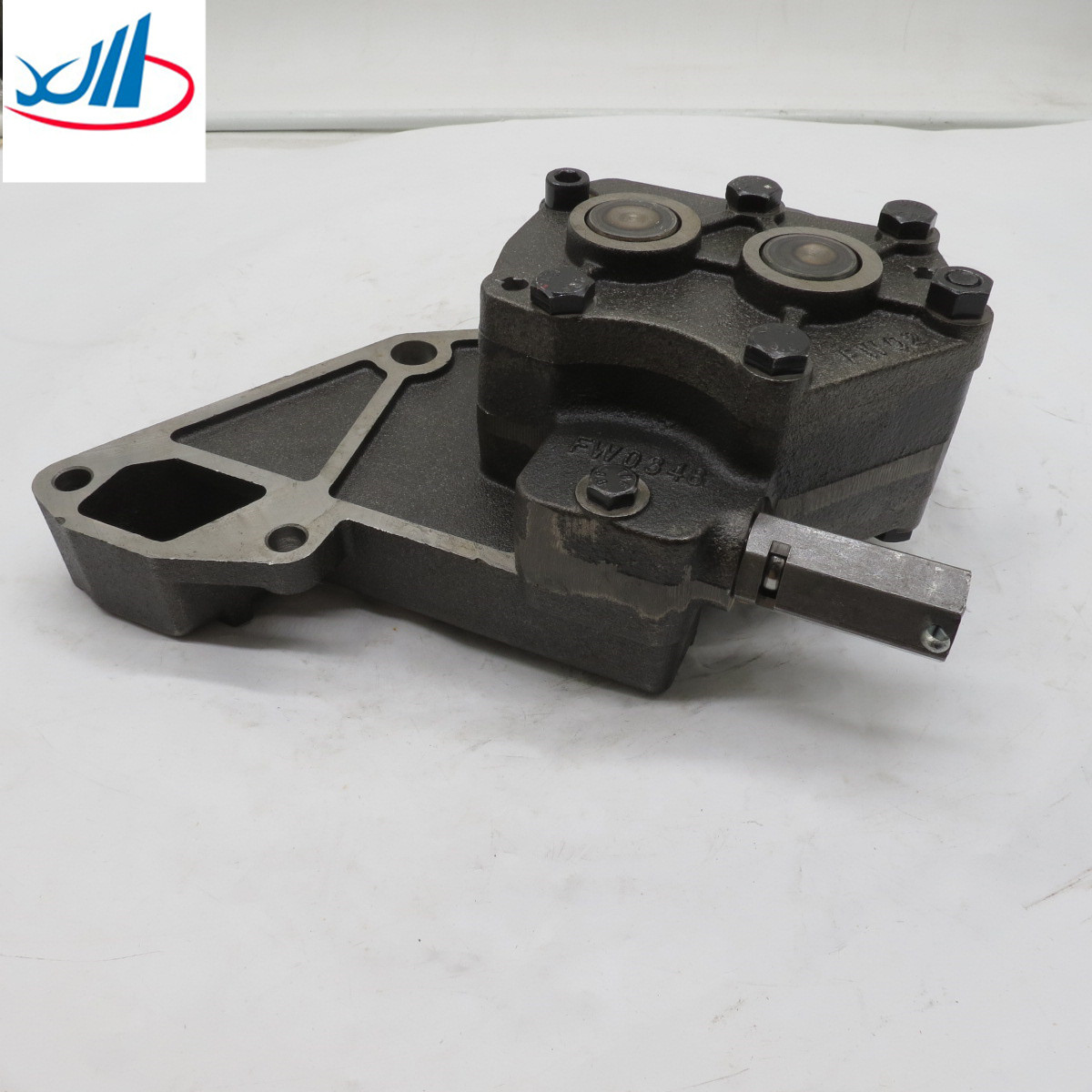 Sinotruk Howo Yutong Bus Parts Truck Engine Parts Oil Pump Assembly VG1500070021