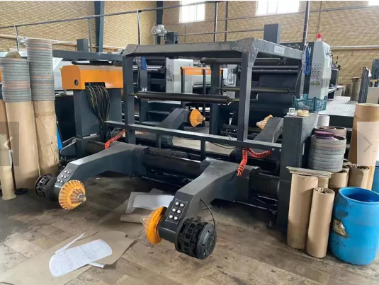 7700 KG Building Material Shops Paper Processing Roll Sheeter Machine Paper Roll Cutting Sheeting Machine