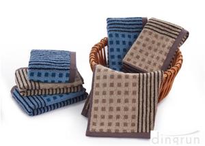 Wholesale Luxury 500gsm Blue And White Striped Hand Towels For Home / Office from china suppliers