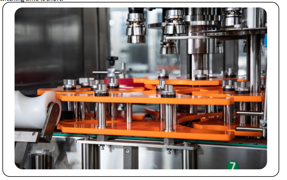 Electric Drive 0.6-0.8MPa FX-6AH Automatic Rotary Capping Machine
