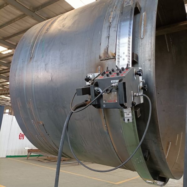 User-Friendly Multi Functional Seam Welding Machine with Magnetic Flexible Rail and Straight Rail