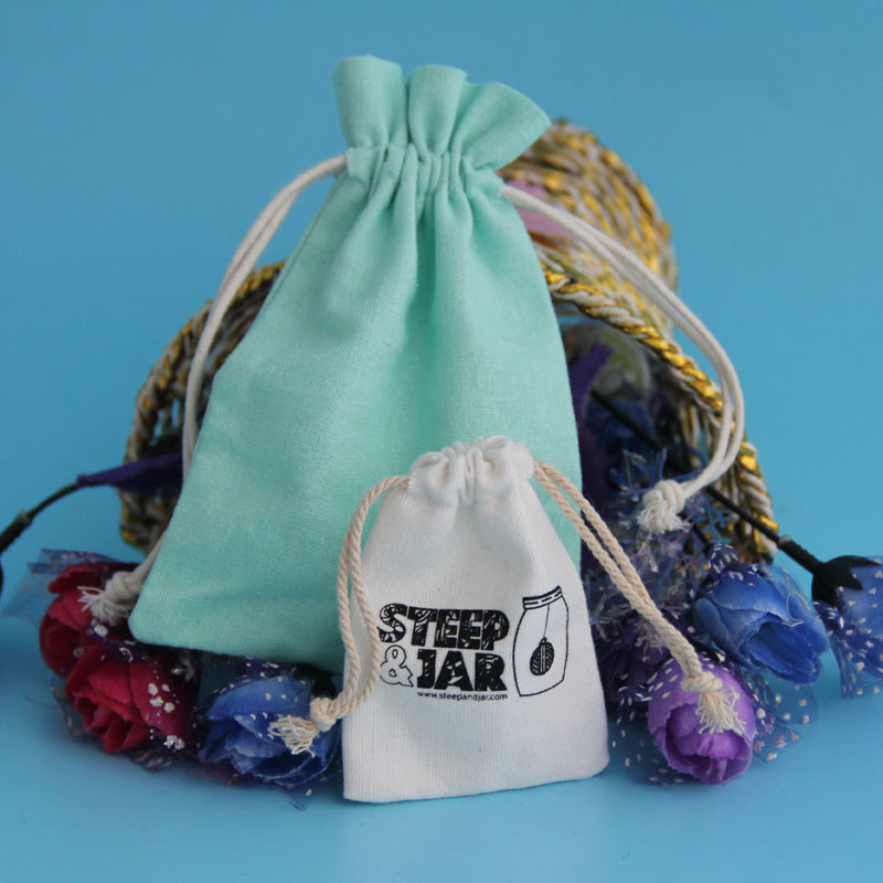 Embroidery 10*15cm Canvas Christmas Gift Bags Pantone Color