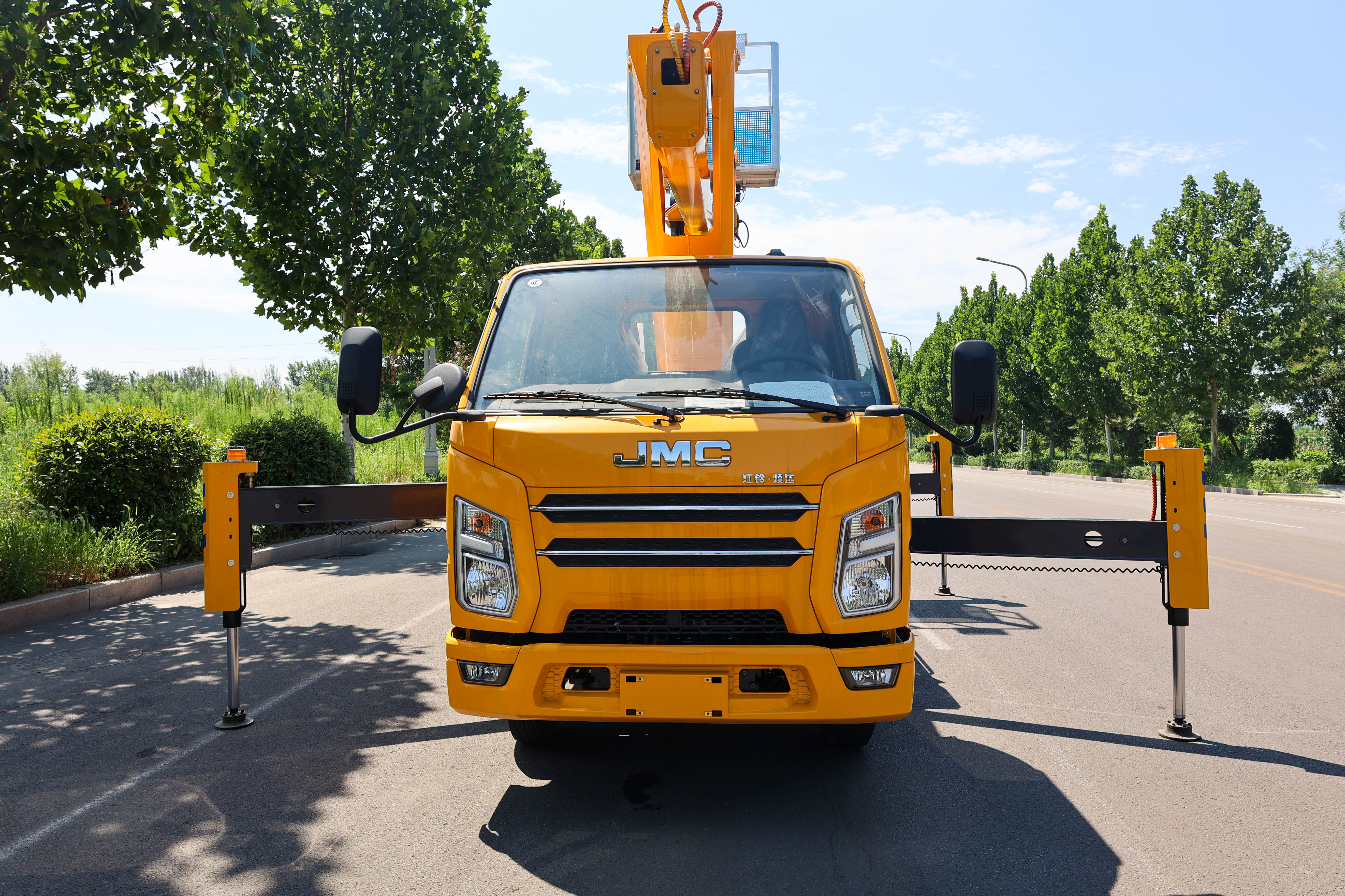 Hot Sale 23M Ladder Truck Aerial Working Platform Machine For Sale