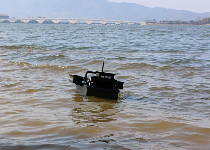 Gps DEVC-200 autopilot bait boat , brushless motor For bait boat radio control