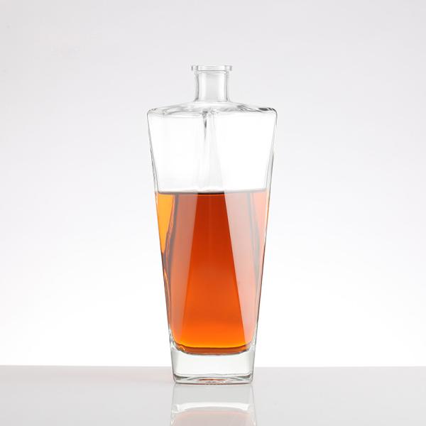 300ml-1000ml Glass Bottle with Crystal White Material and Aluminum Plastic PP