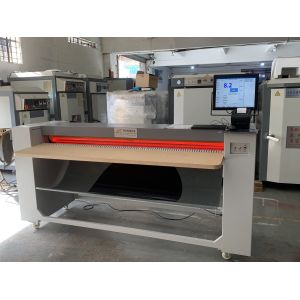 Computer Controlled Leather Measuring Machine With Infrared Digital Scanning