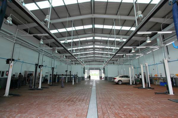 High Performance Light Metal Steel Structure Workshop Buildings For Auto Repair