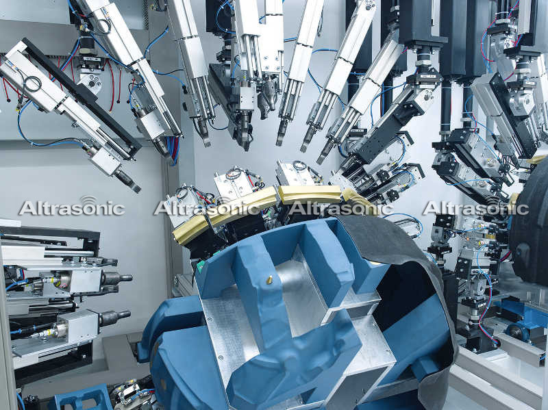 Car Bumper Riveting Welder / Automotive Riveting Welder With Ultrasonic Master Pattern