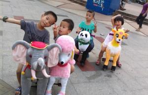 Wholesale Mechanical horse toys for children birthday rocking horse Gema Trojan horse playground Non from china suppliers