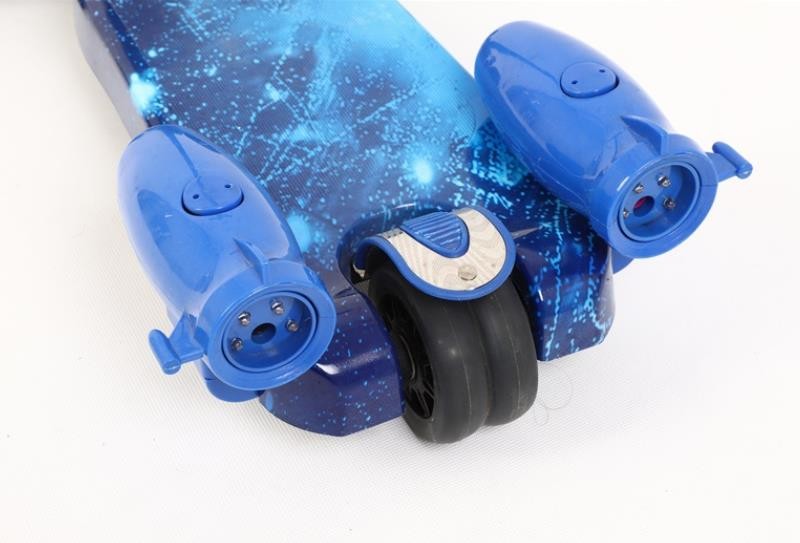 3 Wheel Kids Spraying Water Jet Rocket Kick Scooter With Smoke Flash Plus Wheel