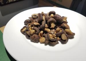 Wholesale Nature Color Vacuum Fried Vegetables / Shiitake Champignon Mushroom Crisp Snack from china suppliers