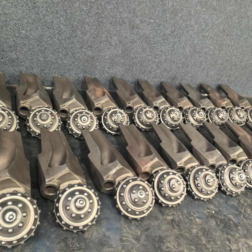 6.5 Composite Sealed Type Horizontal Directional Drilling Tricone Bit Segments Made In China