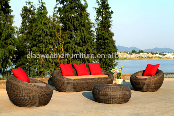 Sectional Sofa and Alu Frame Garden Chair Set for Outdoor Entertainment
