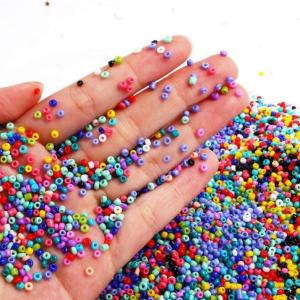 Wholesale Easter Round Shape Loose Letters Shell Beads Jewelry DIY Alphabet Bead Horizontal Hole Wood Plastic Christmas Graduation from china suppliers