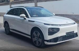 Wholesale Xpeng G9 2022 702 Pro Medium and large SUV Pure electric 313 horsepower from china suppliers