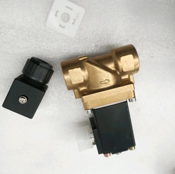 High Quality 100008869 TD Solenoid Valve Essential Spare Part for Industrial Air