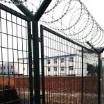 Hot Dipped Galvanized Concertina Wire Fence Anti Climb Airport Security Fencing
