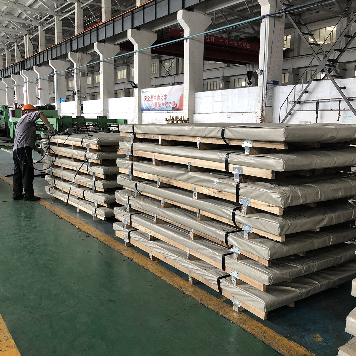 DIN Standard Stainless Steel Coil Sheet 0.3mm-6.0mm 1000mm-2000mm