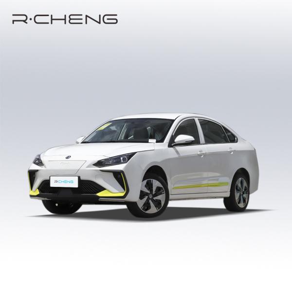 Clean Energy EV Dongfeng Fengshen E70 Compact Sedan 433km Mileage Max Speed