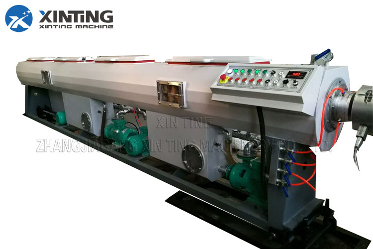 Single Screw 16-1600mm 180kg/H PE Pipe Production Line