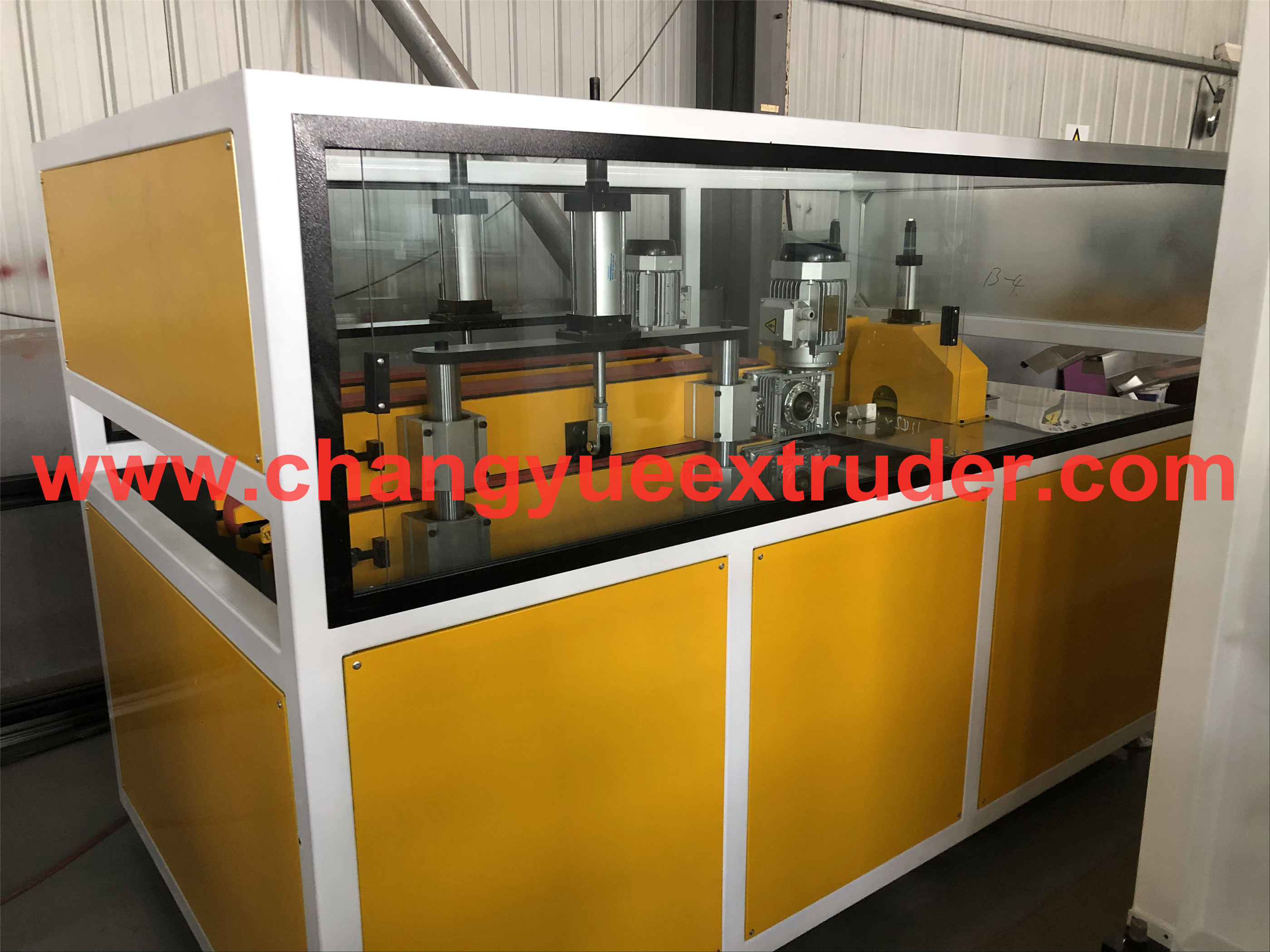 22 1 Screw L/D Ratio Plastic Dual Electric Conduit Pipe Making Machine for CPVC UPVC