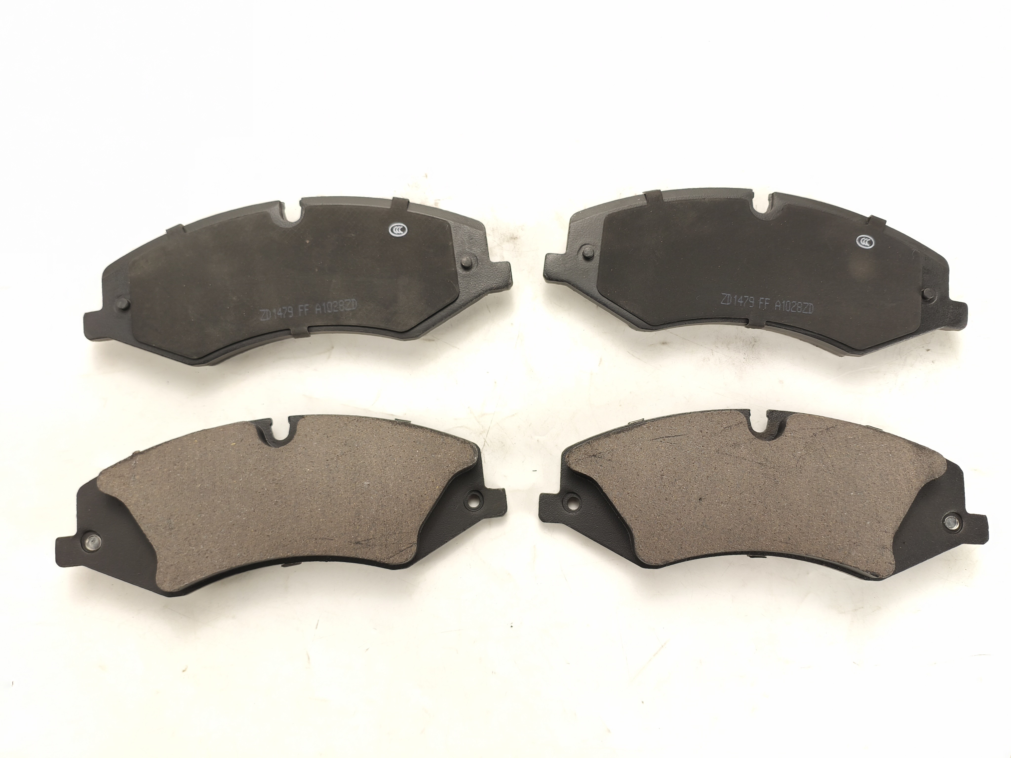 LR051626 LR065492 SFP500020 LR016962 LR021316 LR079910-1 Front / Rear Brake Pad For Land Rover Discovery 3/4/5, Sport 3.0T