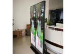 Shop Standing Poster Mirror 1920Hz P3 Creative LED Display Screen