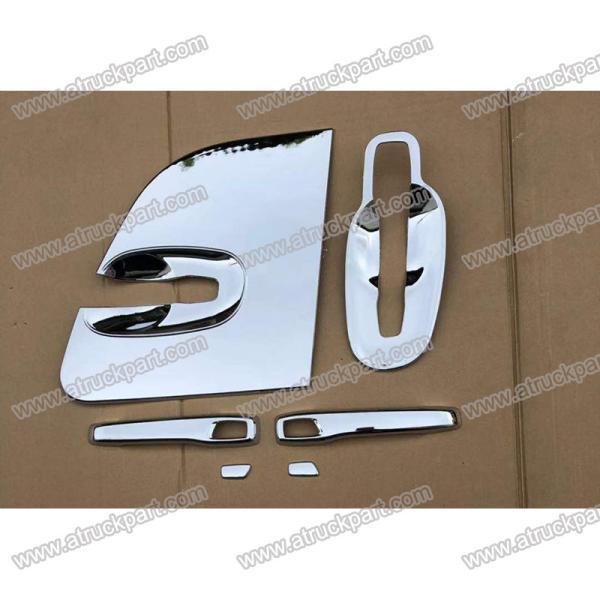 Chrome Outside Handle Garnish For Nissan UD Quon CD4 Nissan Truck Spare Body
