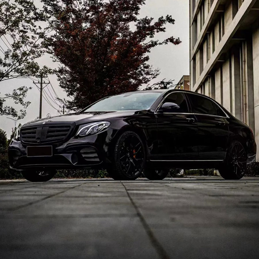 Glossy Black TPU PPF Film High Gloss Finish Scratch-Resistant for Car Motorcycle Wrapping